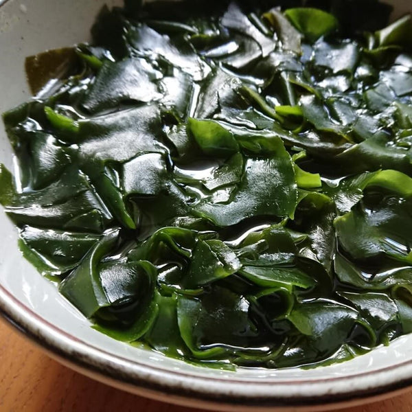Wakame (Dried Seaweed) / 50g 乾燥わかめ 業務用小分けパック – Nishikiken
